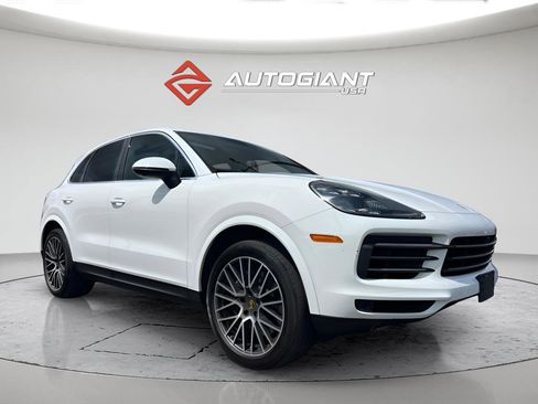 Used 2021 Porsche Cayenne AWD/4WD image 10