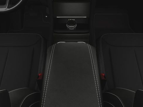 New 2025 Jeep Grand Cherokee Altitude image 20