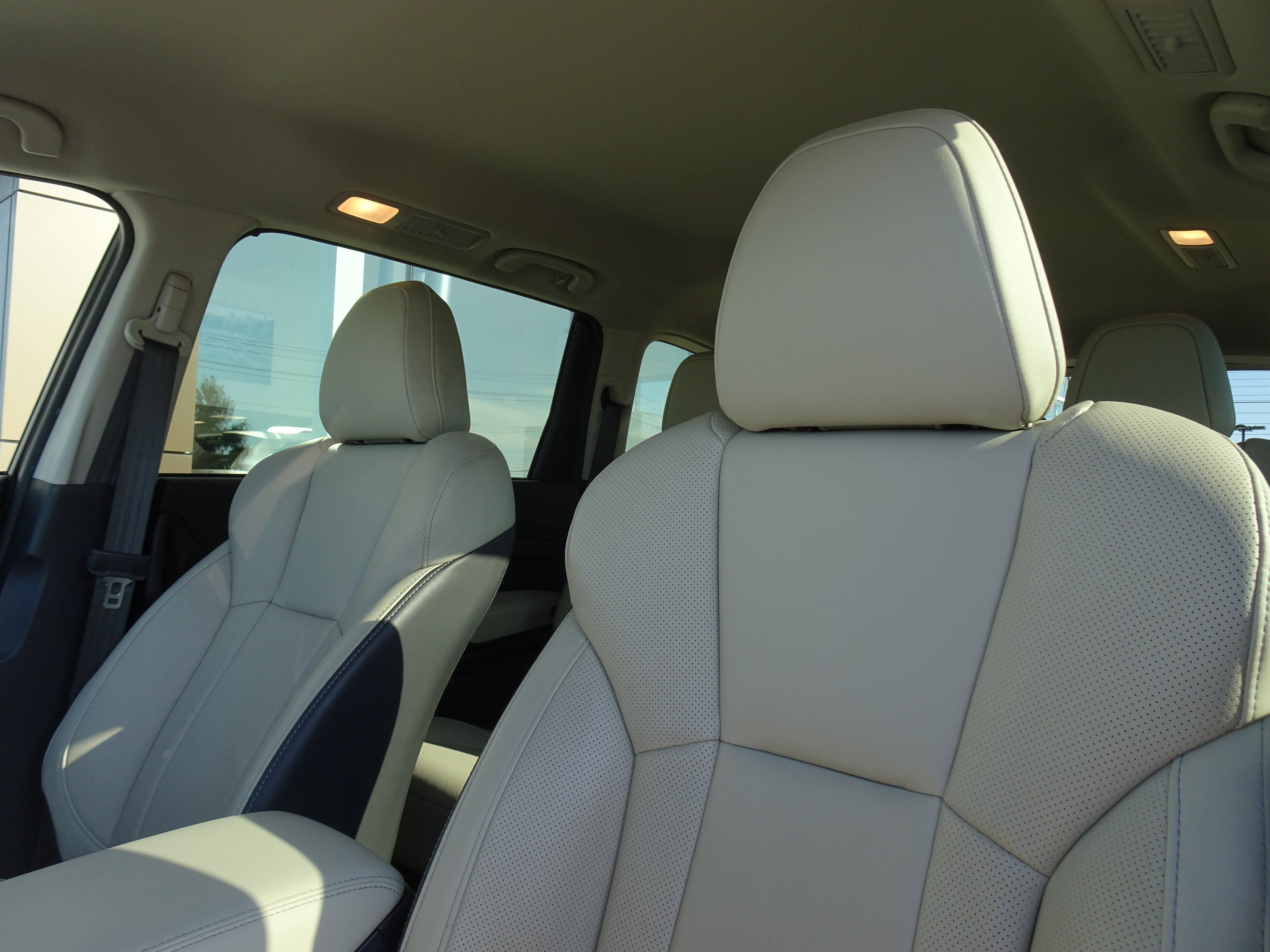 Used 2024 Subaru Ascent Limited AWD/4WD image 10