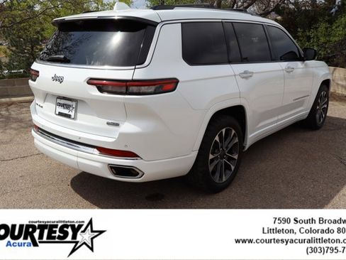 Used 2022 Jeep Grand Cherokee L Overland w/ Luxury Tech Group IV AWD/4WD image 7