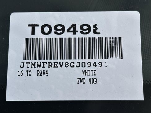 Used 2016 Toyota RAV4 XLE image 14