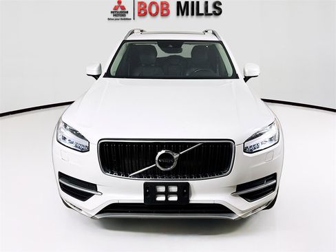Used 2018 Volvo XC90 T5 Momentum w/ Momentum Plus Package image 2