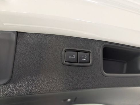 New 2026 Porsche Macan S AWD/4WD image 18