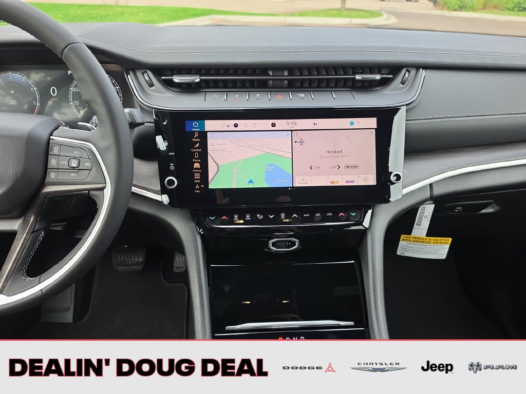 New 2027 Jeep Grand Cherokee 4WD image 17