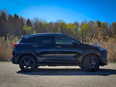 New 2026 Buick Encore GX Sport Touring image 2