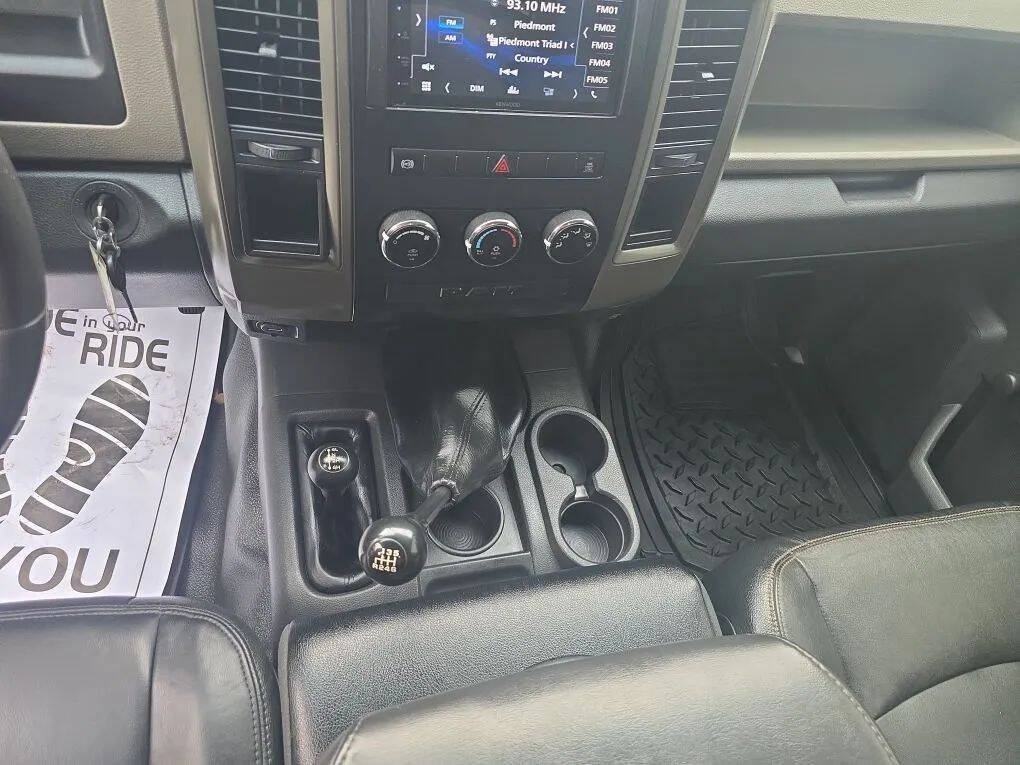 Used 2011 RAM 2500 ST w/ ST Popular Equipment Group AWD/4WD image 14