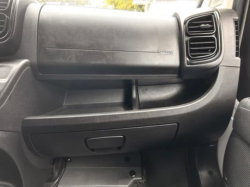 Used 2025 RAM ProMaster 2500 w/ Convenience Group FWD image 24