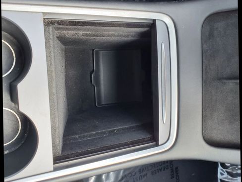 Used 2022 Tesla Model 3 Standard Range image 29