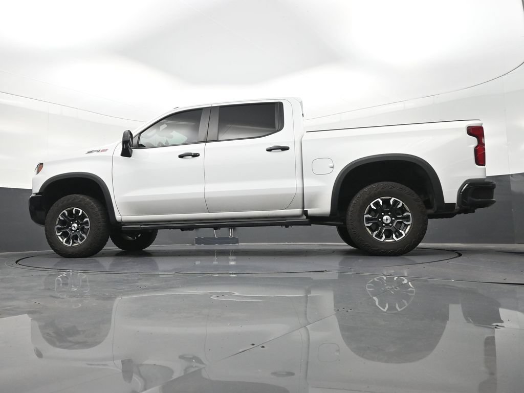 Used 2024 Chevrolet Silverado 1500 ZR2 w/ Technology Package AWD/4WD image 25