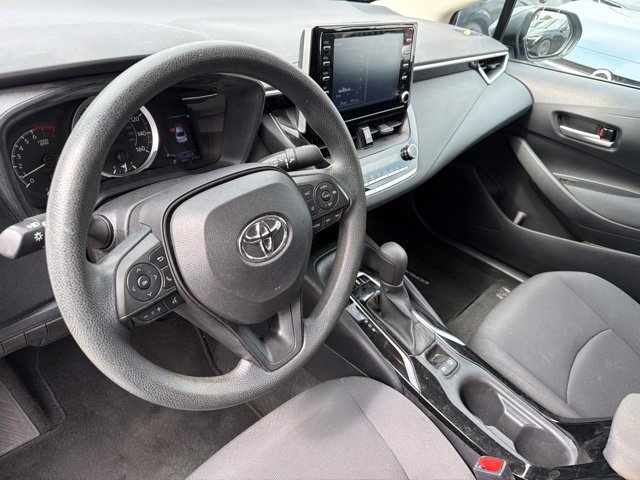 Used 2020 Toyota Corolla LE FWD image 22