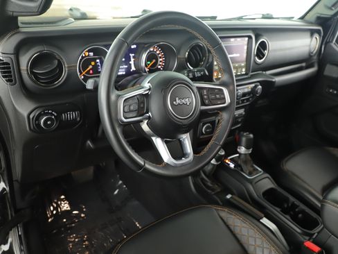 Used 2021 Jeep Wrangler Unlimited Sahara image 10