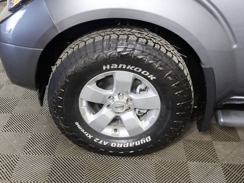 Used 2021 Nissan Frontier PRO-4X w/ Pro-4x Utility Package AWD/4WD image 17