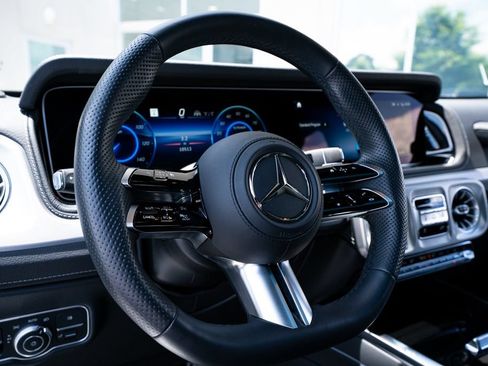 Used 2025 Mercedes-Benz G 580 w/ EQ Technology image 24