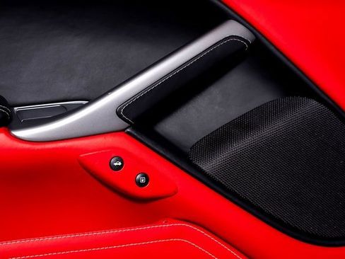 Used 2015 Ferrari F12 Berlinetta image 61