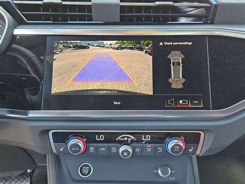 New 2025 Audi Q3 2.0T Premium image 16