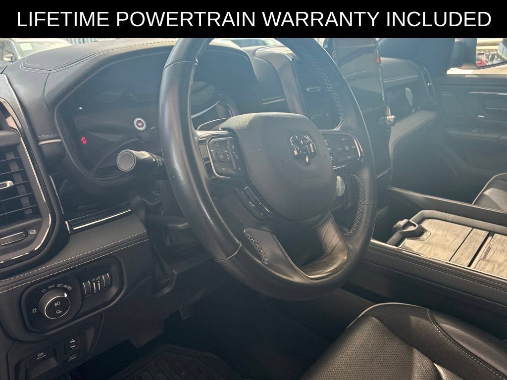 Used 2025 RAM 1500 Limited AWD/4WD image 10