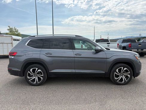 Used 2021 Volkswagen Atlas SEL Premium AWD/4WD image 2