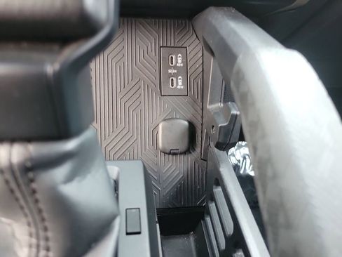 Used 2024 Toyota Tacoma SR5 image 22