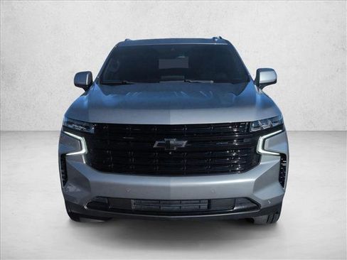 Used 2023 Chevrolet Suburban RST w/ Sport Performance Package image 2