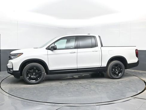 New 2026 Honda Ridgeline Black Edition image 6