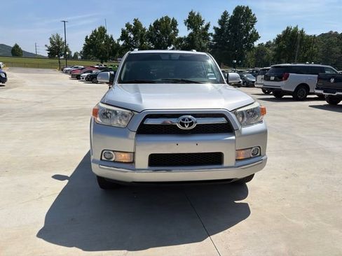 Used 2011 Toyota 4Runner Limited AWD/4WD image 5