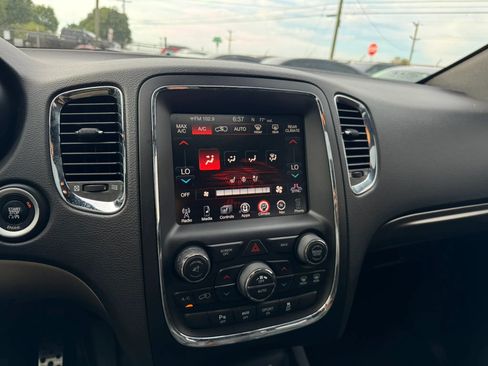 Used 2016 Dodge Durango R/T w/ Technology Group RWD image 18