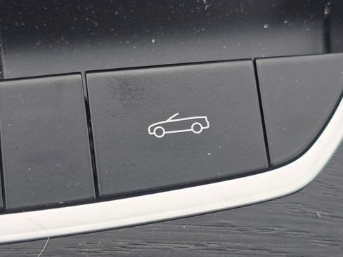 Used 2023 BMW 440i xDrive Convertible w/ Premium Package AWD/4WD image 3