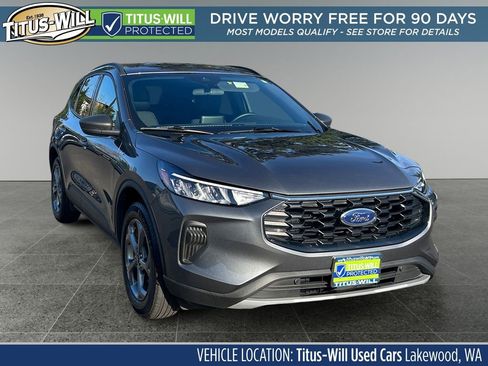 Used 2025 Ford Escape ST-Line image 1