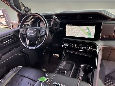 Used 2025 GMC Sierra 2500 AT4X w/ AT4X AEV Edition AWD/4WD image 10