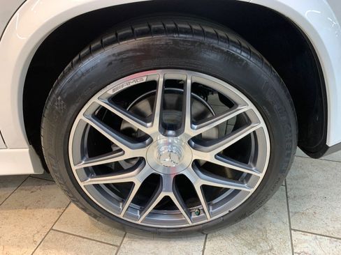 Used 2023 Mercedes-Benz GLE 53 AMG 4MATIC w/ Exterior Lighting Package image 10
