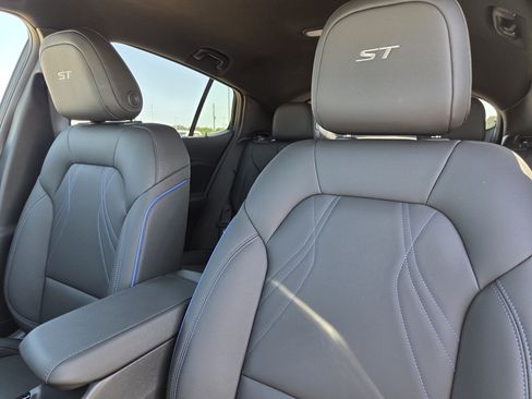 New 2026 Buick Envista Sport Touring w/ Convenience I Package FWD image 22
