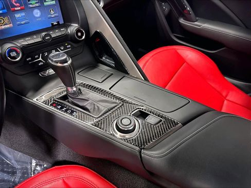 Used 2019 Chevrolet Corvette Stingray Coupe w/ Battery Protection Package RWD image 18