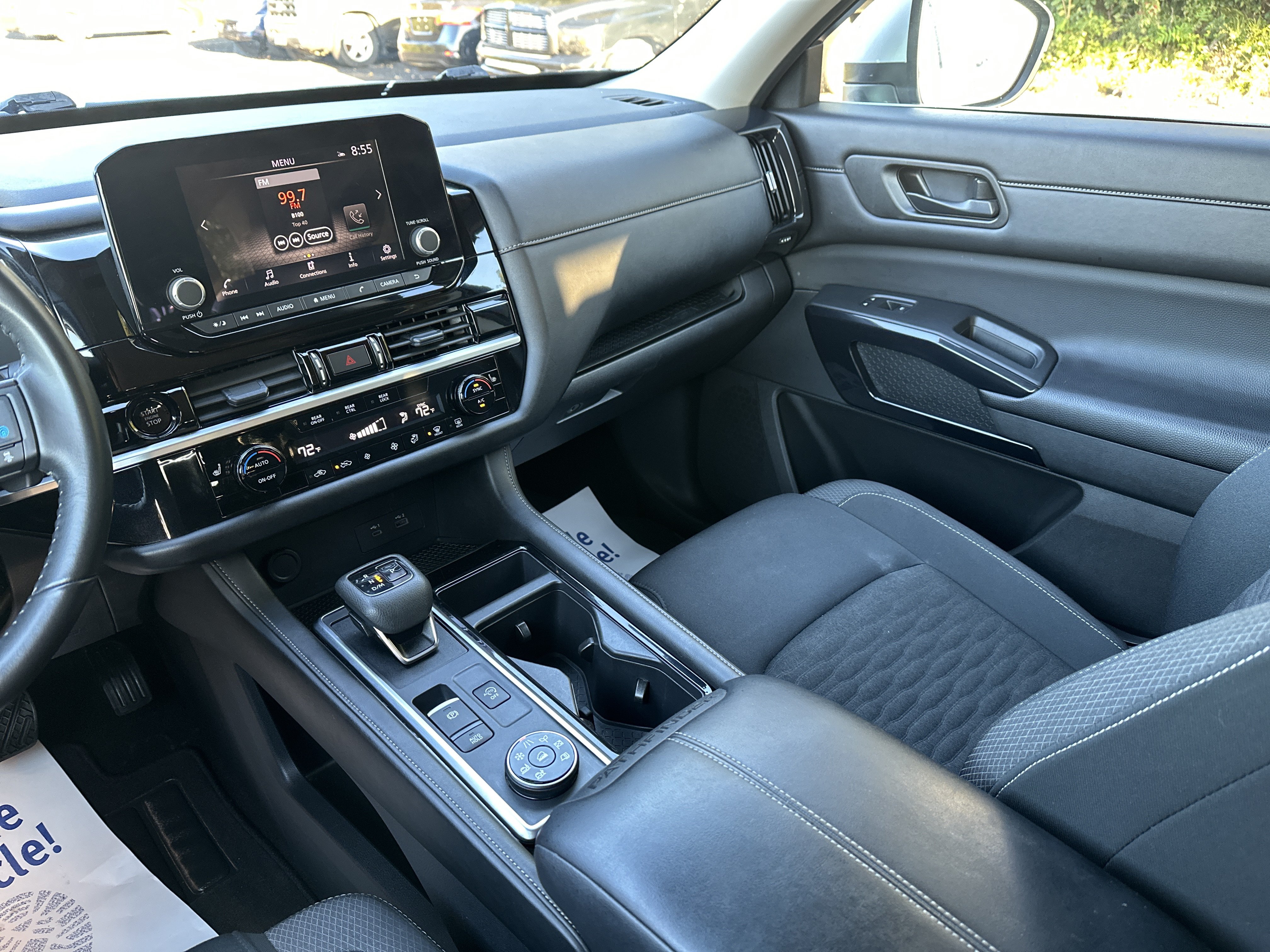 Used 2025 Nissan Pathfinder SV AWD/4WD image 20