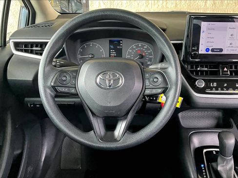 Used 2024 Toyota Corolla LE image 6