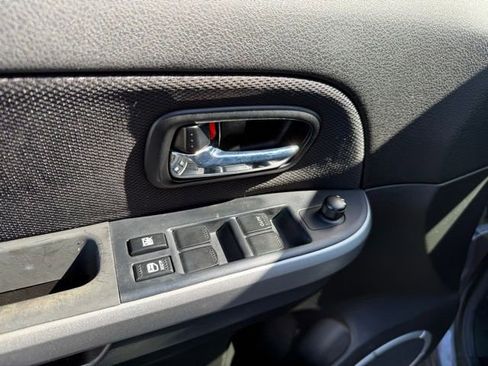 Used 2011 Suzuki Grand Vitara Premium image 25
