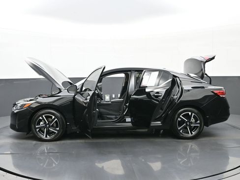 Used 2025 Nissan Sentra SV w/ All-Weather Package image 46