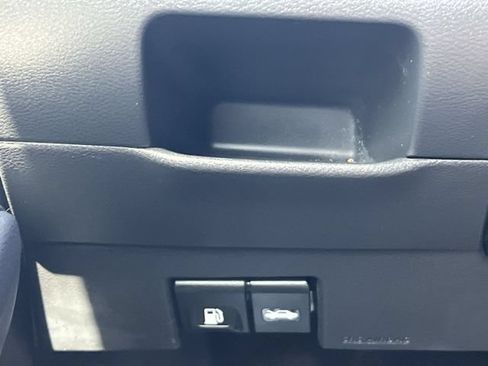 Used 2024 Nissan Kicks SV FWD image 28