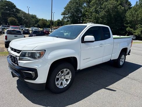 Used 2022 Chevrolet Colorado LT w/ Fleet Safety Package RWD image 3