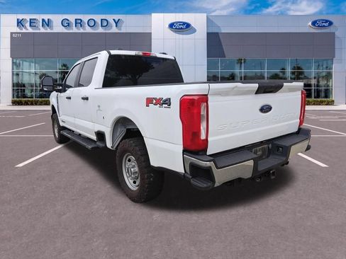 Used 2023 Ford F250 XL w/ FX4 Off-Road Package AWD/4WD image 5