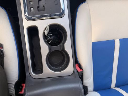 Used 2011 Dodge Challenger SRT8 image 21