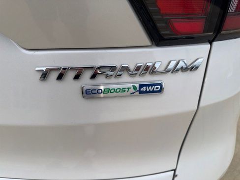 Used 2017 Ford Escape Titanium w/ Equipment Group 301A image 7