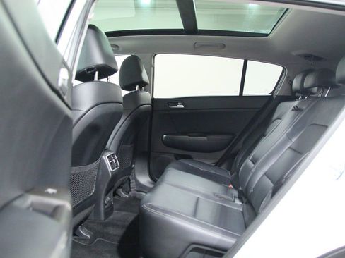 Used 2017 Kia Sportage EX w/ EX Premium Package AWD/4WD image 27