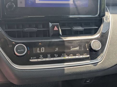 Used 2024 Toyota Corolla LE FWD image 21
