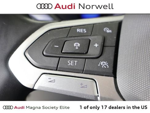 Used 2023 Volkswagen Taos SE AWD/4WD image 26