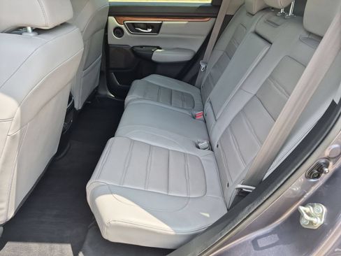 Used 2017 Honda CR-V Touring image 25