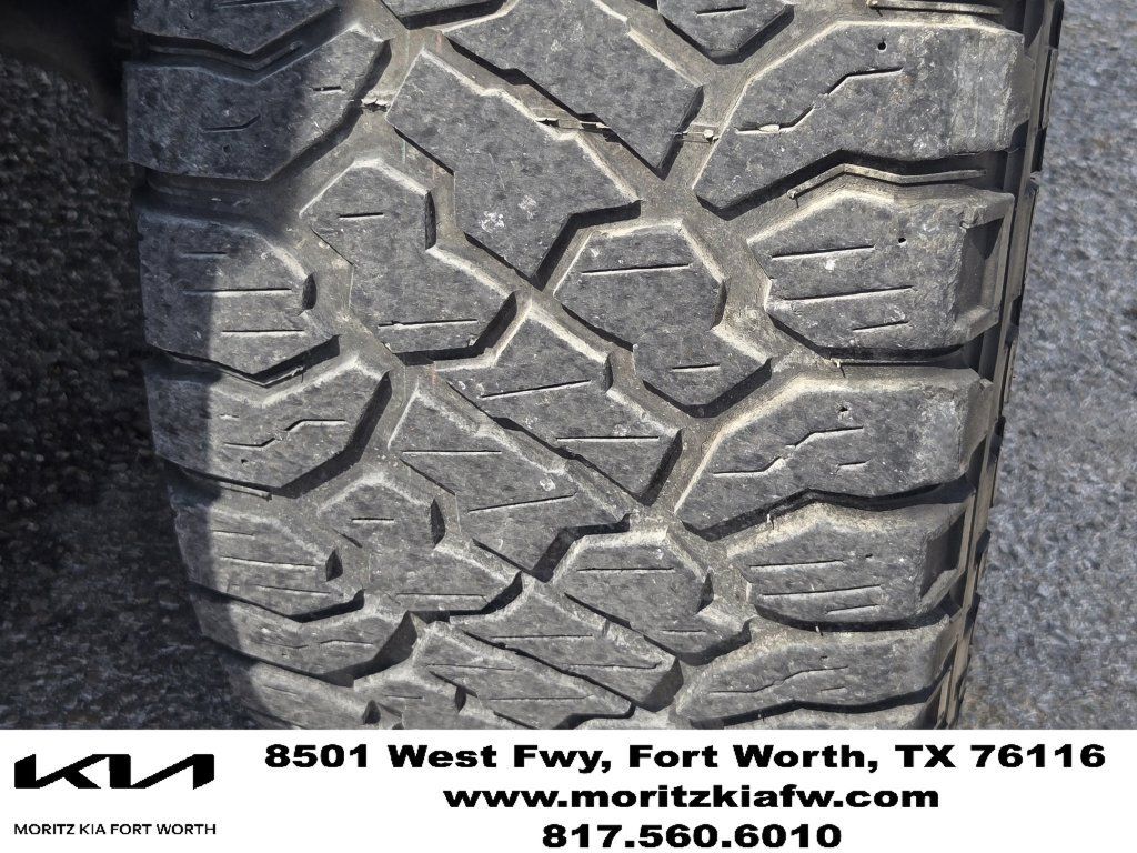 Used 2022 Chevrolet Silverado 1500 RST AWD/4WD image 11