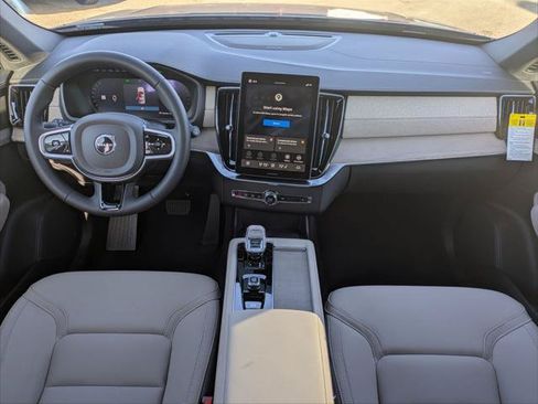 New 2026 Volvo XC90 B6 Plus w/ Protection Package Premier AWD/4WD image 11