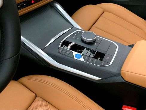 Used 2025 BMW i4 xDrive40i w/ M Sport Package image 22