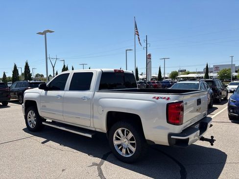Used 2015 Chevrolet Silverado 1500 High Country w/ High Country Premium Package AWD/4WD image 4