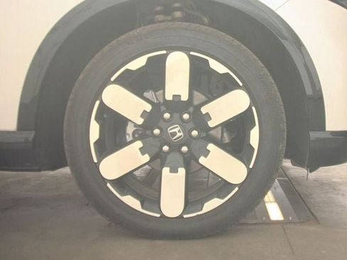 Used 2024 Honda Prologue Elite image 12
